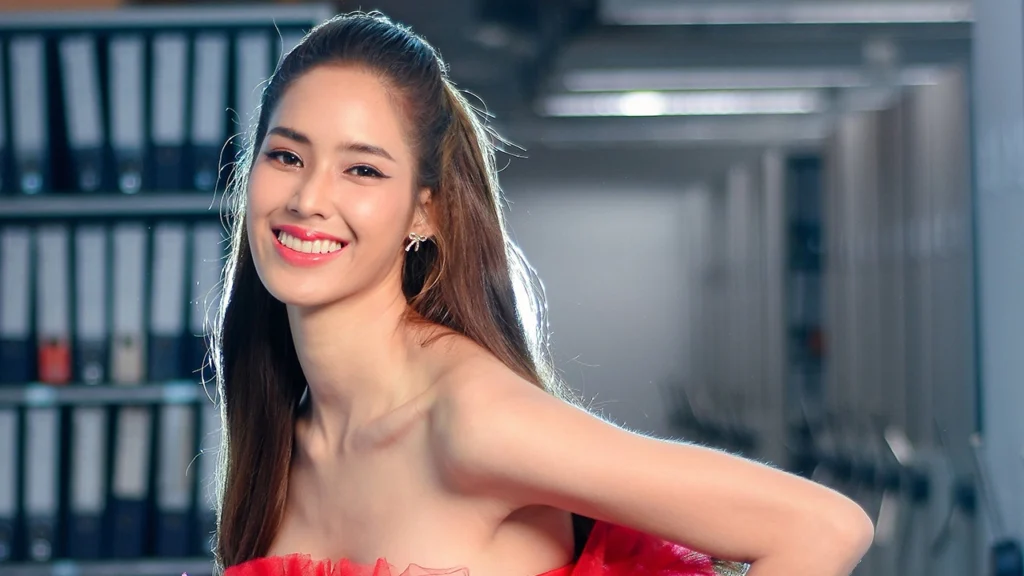 ใบหม่อน กิตติยา